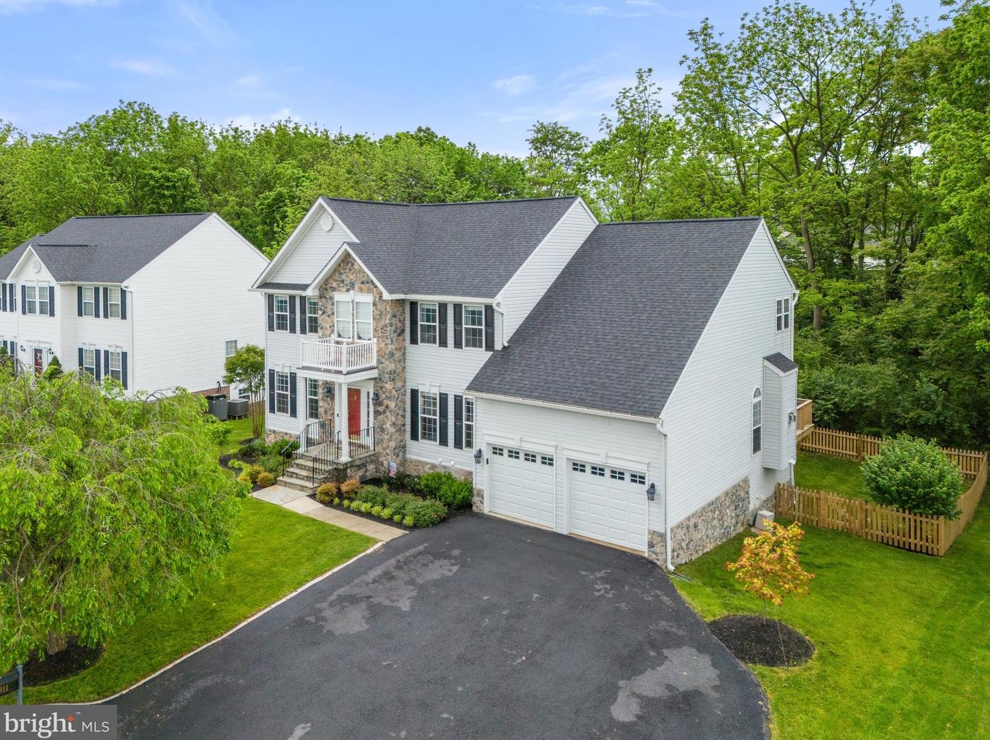 311 Spyglass Hl Dr, Charles Town WV  25414-3989 exterior