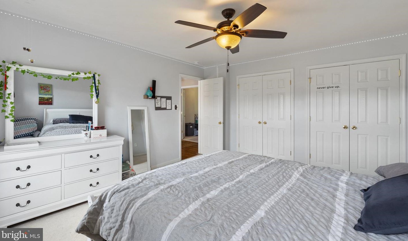 311 Spyglass Hl Dr, Charles Town WV  25414-3989 exterior