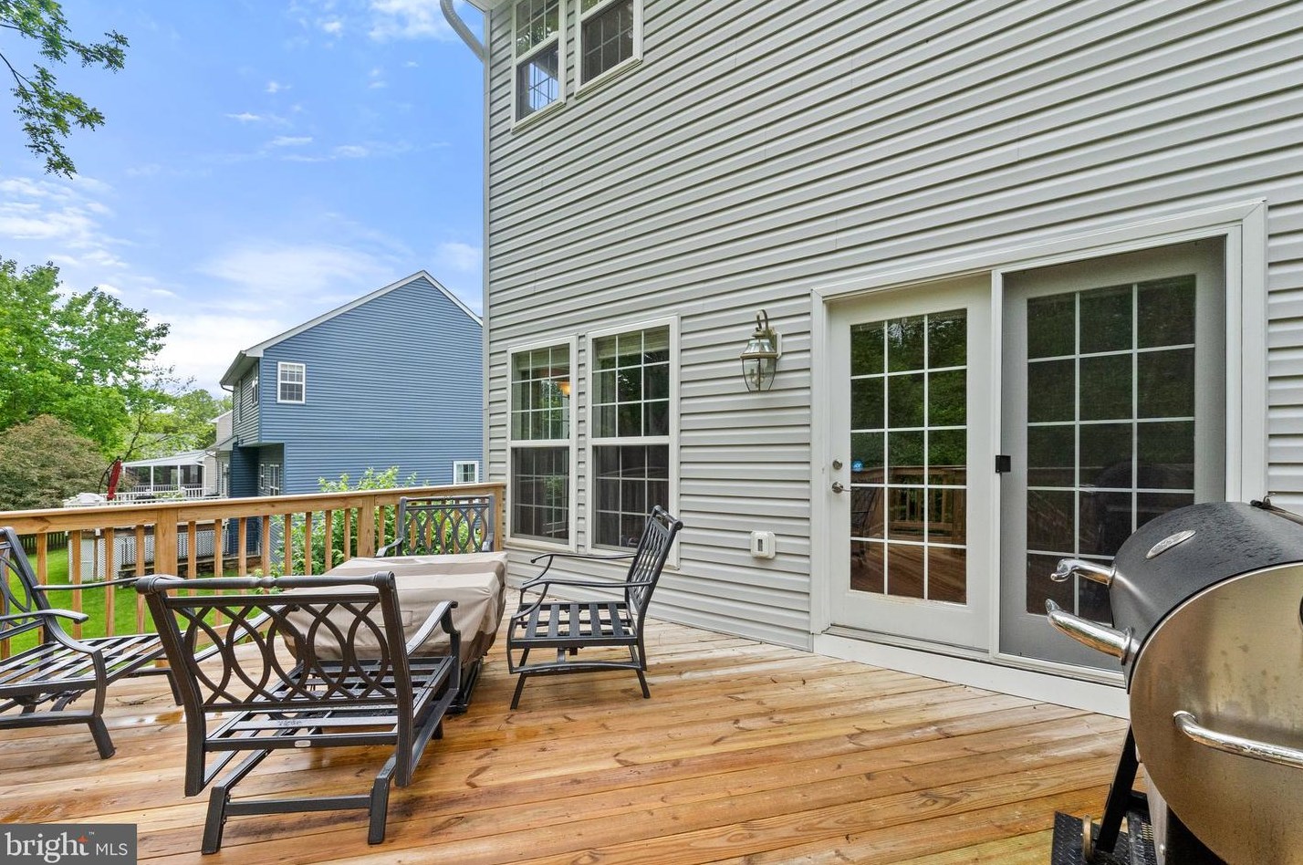 311 Spyglass Hl Dr, Charles Town WV  25414-3989 exterior