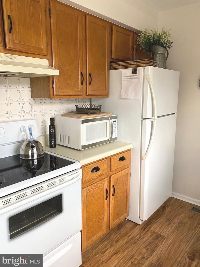 3 Stonewall Ct, Harpers Ferry WV 25425-6357 exterior