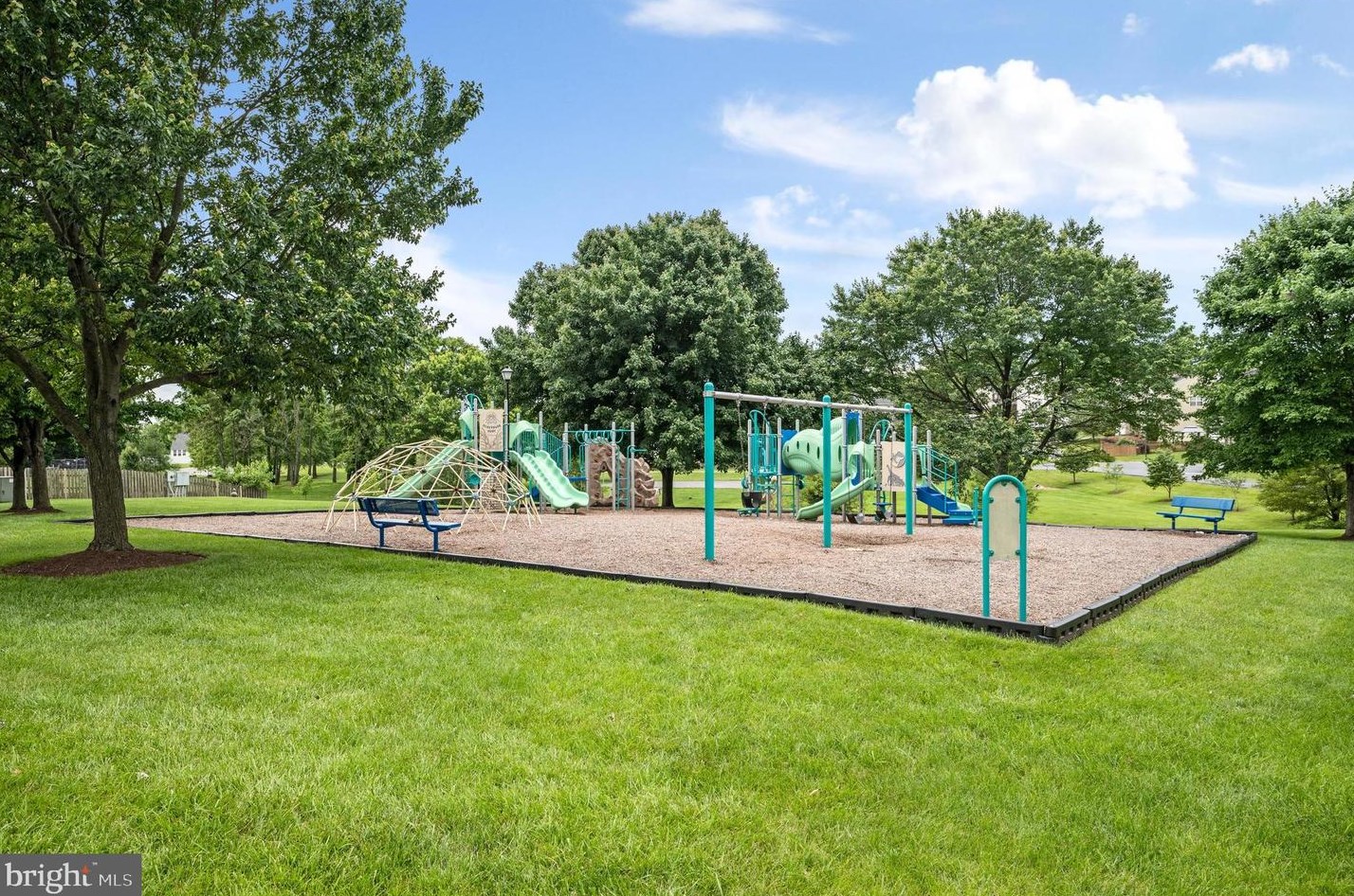 30 Pommel Ln, Charles Town WV 25414-9329 exterior