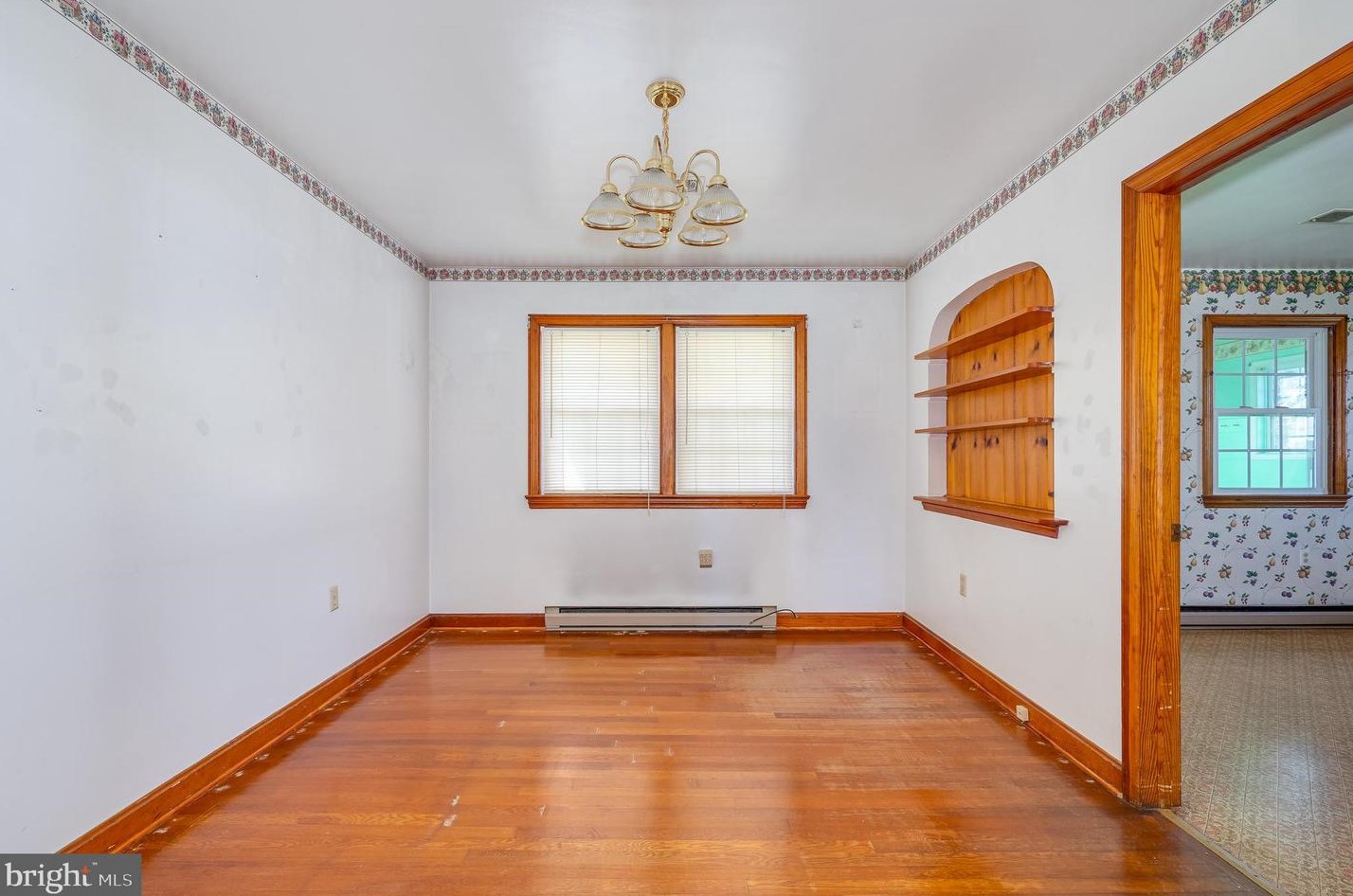 107 6 Ave, Ranson WV 25438-1402 exterior