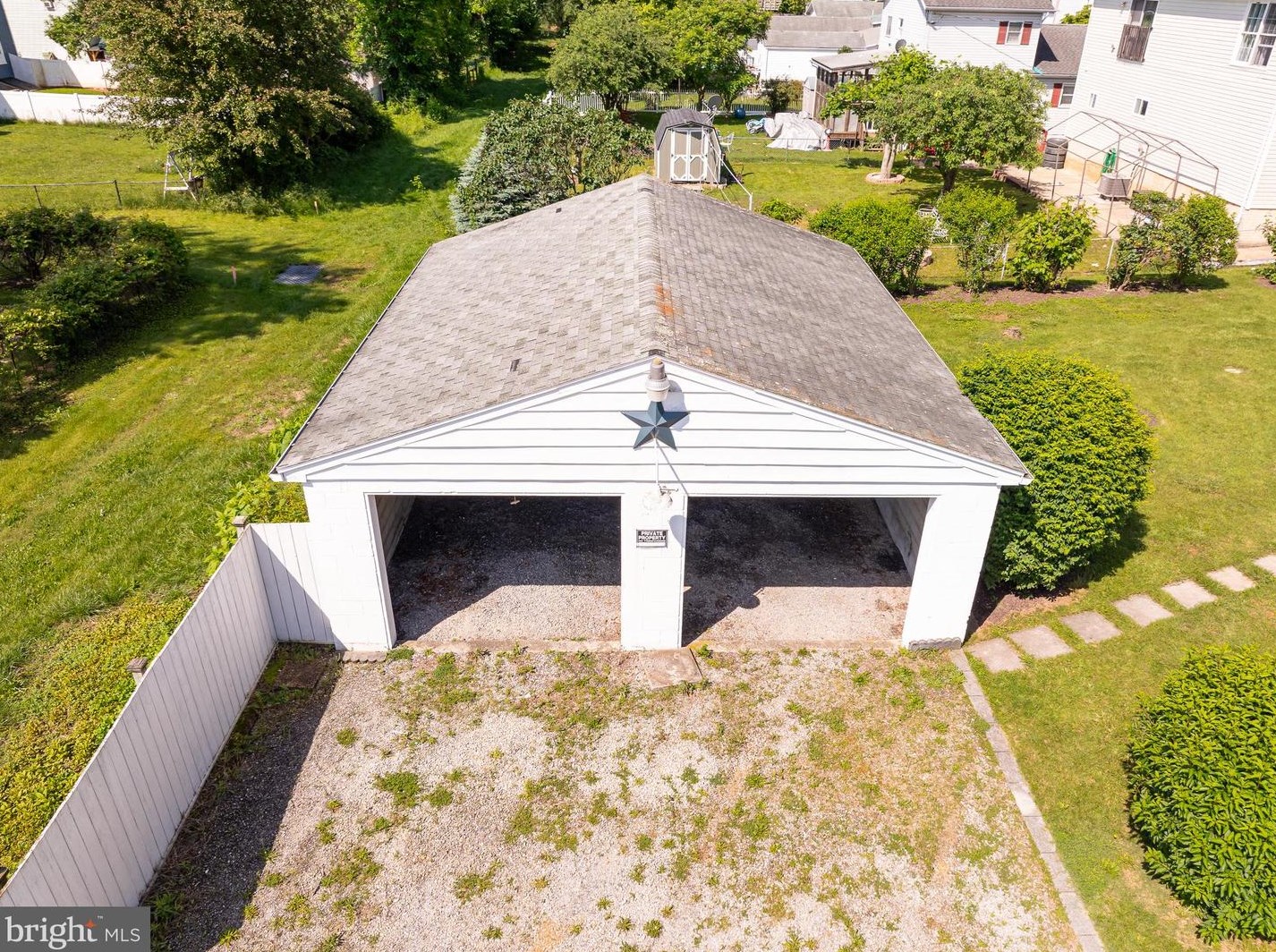 107 6 Ave, Ranson WV 25438-1402 exterior