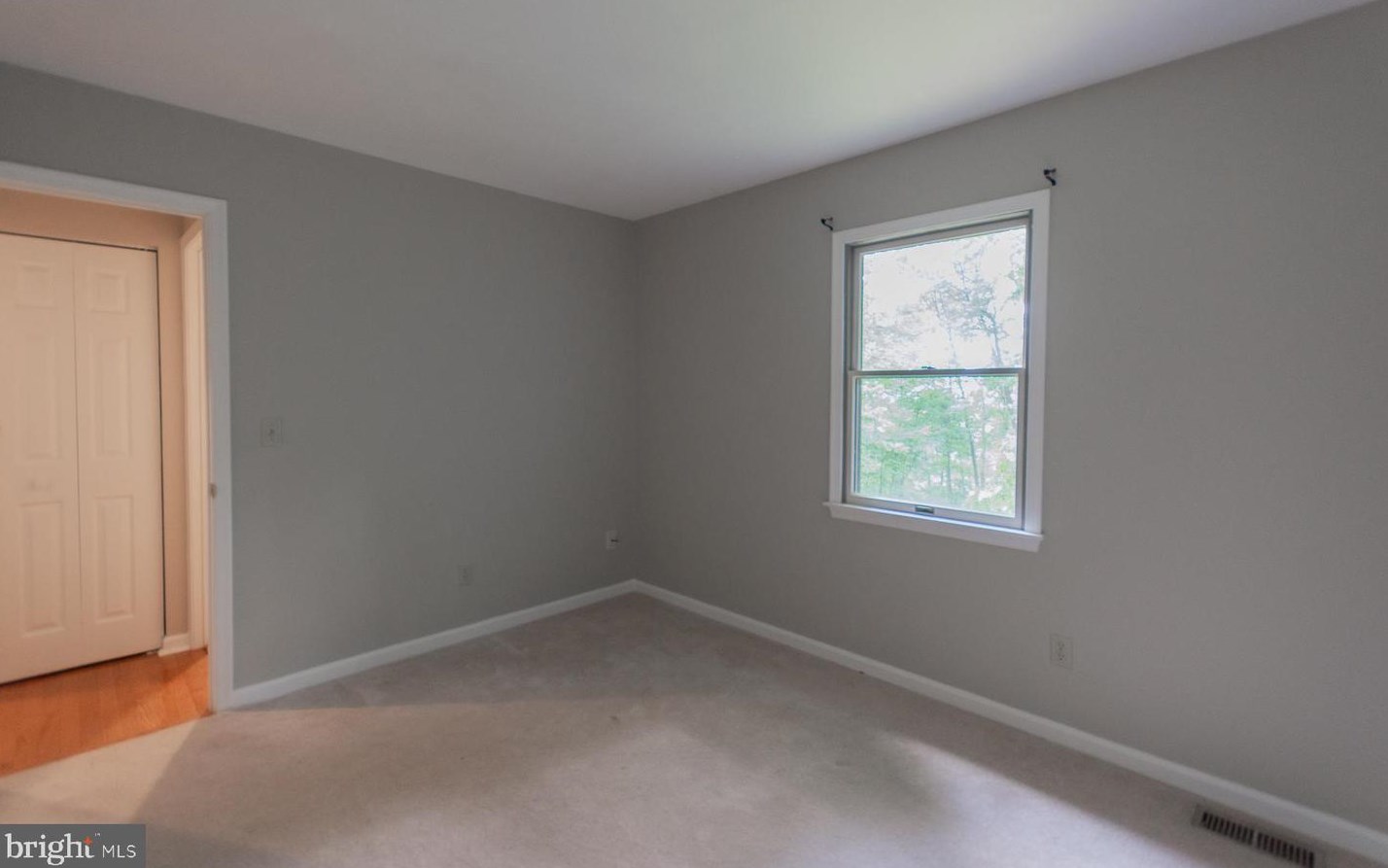 343 Windsong Rd, Harpers Ferry WV 25425-4961 exterior