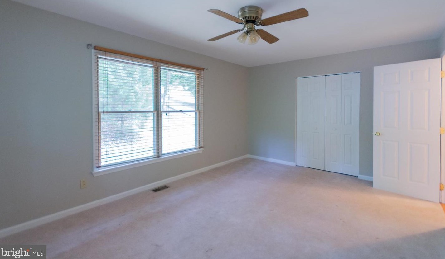 343 Windsong Rd, Harpers Ferry WV 25425-4961 exterior