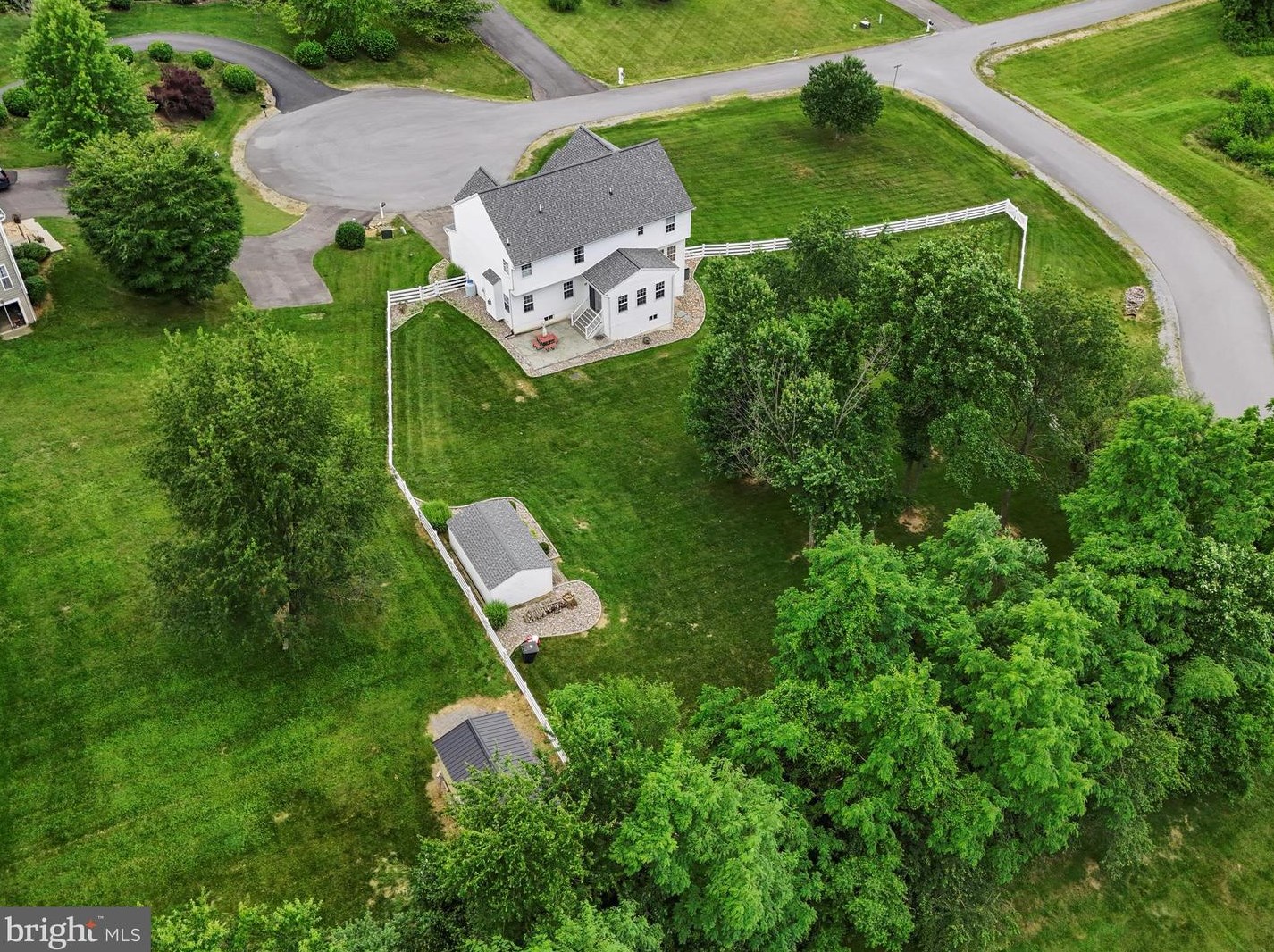 35 Rolling Meadows Dr, Harpers Ferry, WV 25425