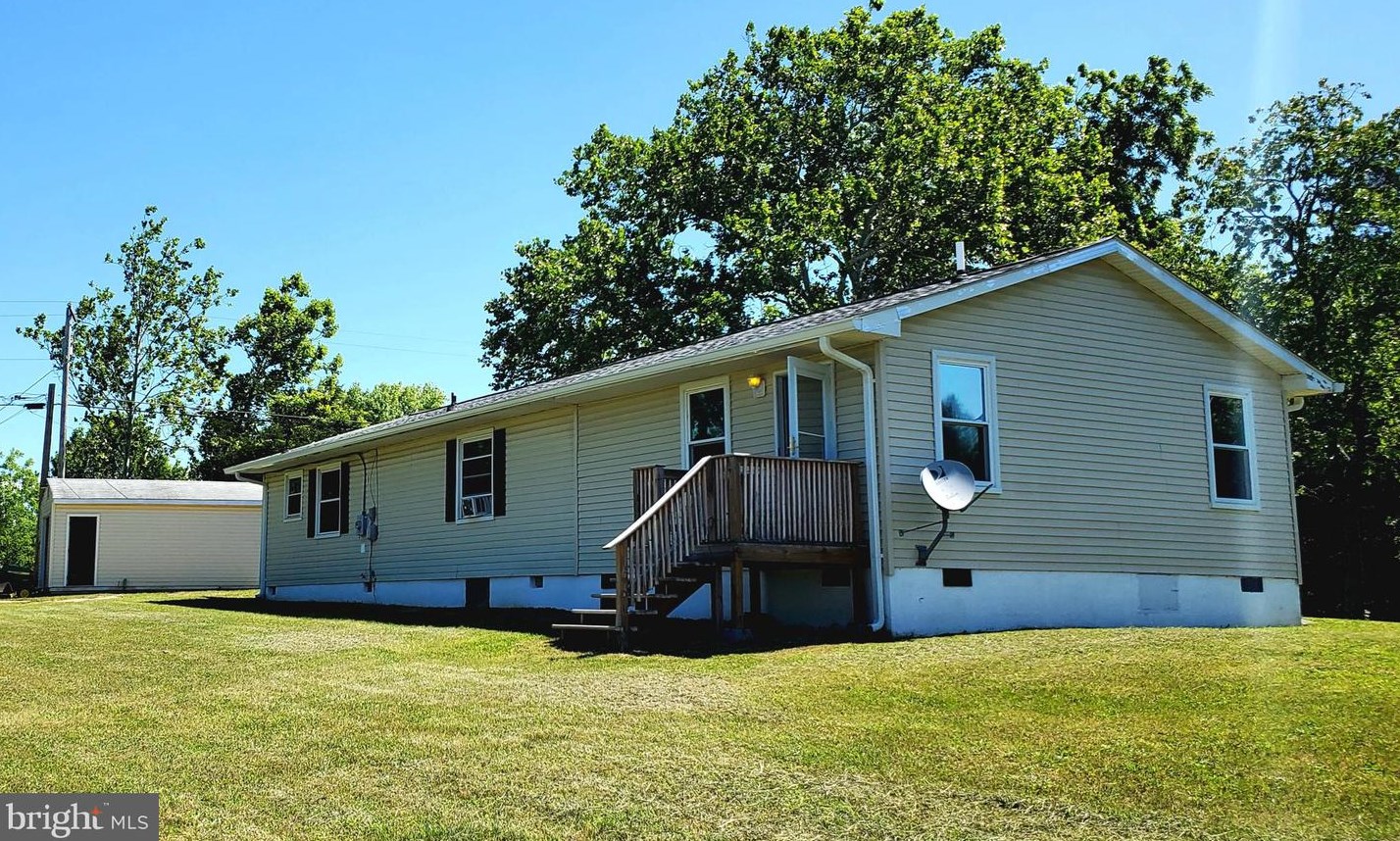 357 Happy Creek Dr, Martinsburg WV 25430-5730 exterior