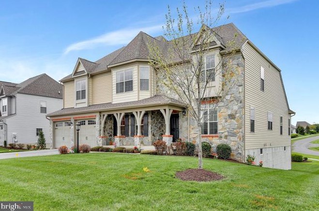 315 Lewis Washington Dr, Charles Town, WV 25414