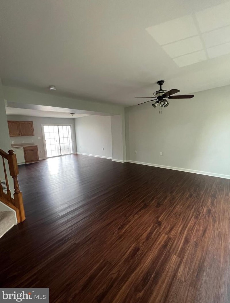 112 Lance St, Ranson, WV 25438-1800