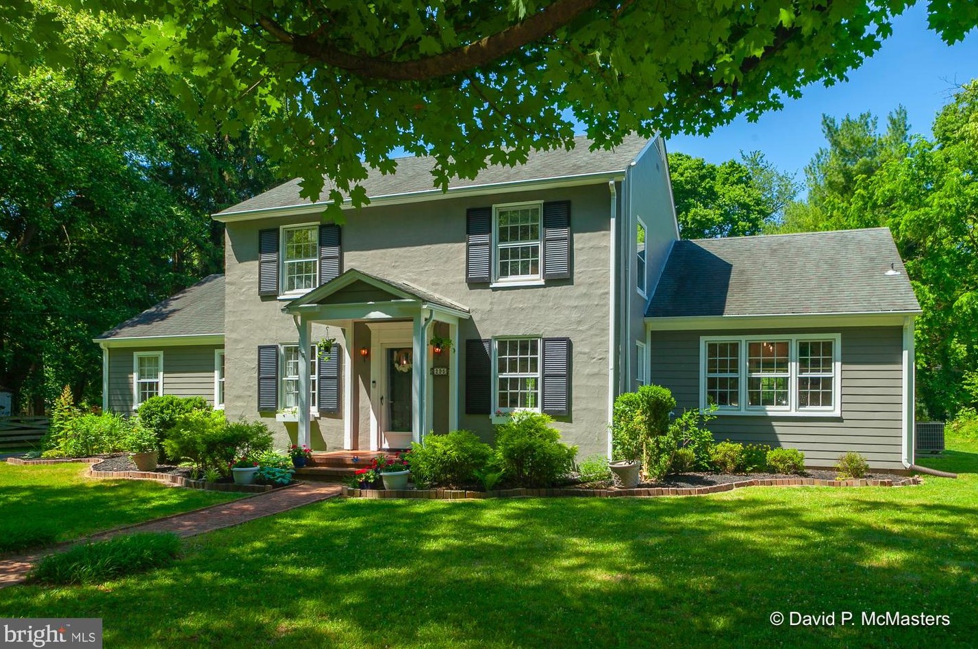 295 Hawthorne Ave, Summit Point, WV 25446-4525
