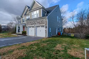 60 Horner Farm Ln, Shepherdstown, WV 25443 - Photo 2