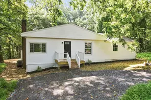 133 Beechwood Ln, Harpers Ferry, WV 25425 - Photo 10