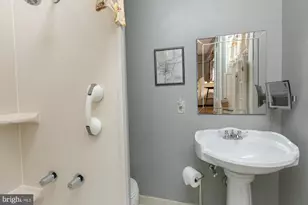 417 E Washington St, Charles Town, WV 25414 - Photo 72