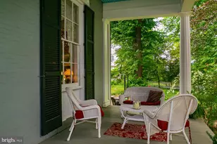 417 E Washington St, Charles Town, WV 25414 - Photo 12