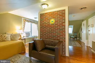 417 E Washington St, Charles Town, WV 25414 - Photo 68