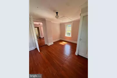 704 W Washington Street, Charles Town, WV 25414 - Photo 12