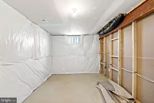 812 Lord Fairfax St, Charles Town, WV 25414 - Photo 52