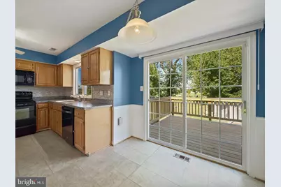 378 Prides Crossing, Shenandoah Junction, WV 25442 - Photo 20