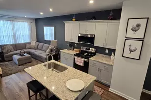 191 Presidents Pointe Ave, Ranson, WV 25438 - Photo 10