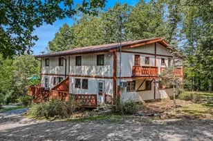 326 Lower Clubhouse Drive, Harpers Ferry, WV 25425 - Photo 2