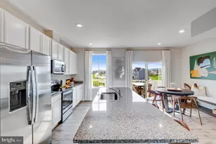 481 Seeback Dr, Charles Town, WV 25414 - Photo 4