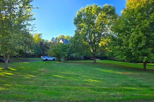 55 Hidden Valley Cir, Shepherdstown, WV 25443 - Photo 6