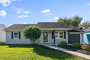 178 Fulton Ave, Charles Town, WV 25414 - Photo 2