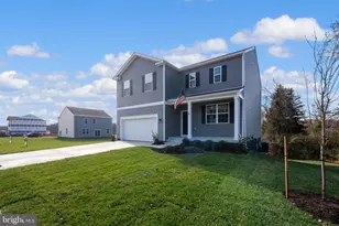 526 Atkinson St, Shenandoah Junction, WV 25442 - Photo 2