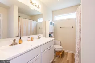 46 Village Cir, Harpers Ferry, WV 25425 - Photo 24