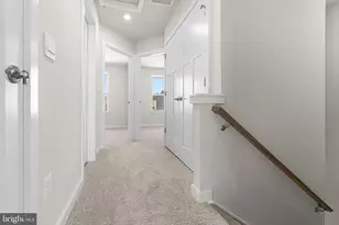 221 Huntwell W Ave, Ranson, WV 25438 - Photo 10