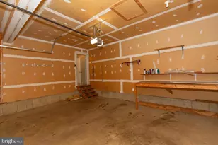 131 Cypress Point Dr, Charles Town, WV 25414 - Photo 32