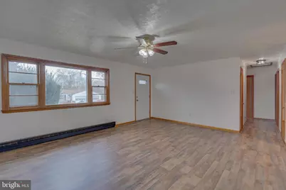 304 S Reymann Street, Ranson, WV 25438 - Photo 10