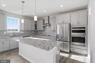 889 Barksdale Dr, Charles Town, WV 25414 - Photo 18