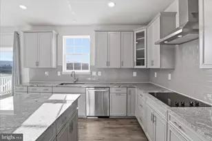 889 Barksdale Dr, Charles Town, WV 25414 - Photo 16