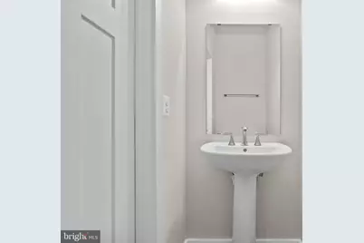 132 Monroe Ave, Ranson, WV 25438 - Photo 28