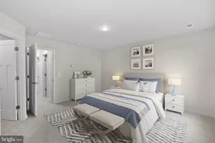 132 Monroe Ave, Ranson, WV 25438 - Photo 16