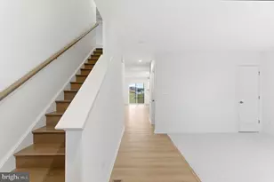 298 Armistead Pl, Charles Town, WV 25414 - Photo 2