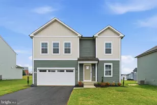 298 Armistead Pl, Charles Town, WV 25414 - Photo 1