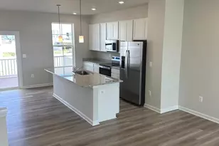 106 Telluride Wy, Charles Town, WV 25414 - Photo 2