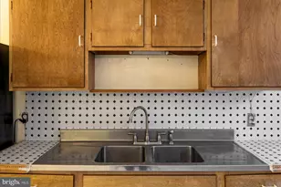 412 S Samuel St, Charles Town, WV 25414 - Photo 16