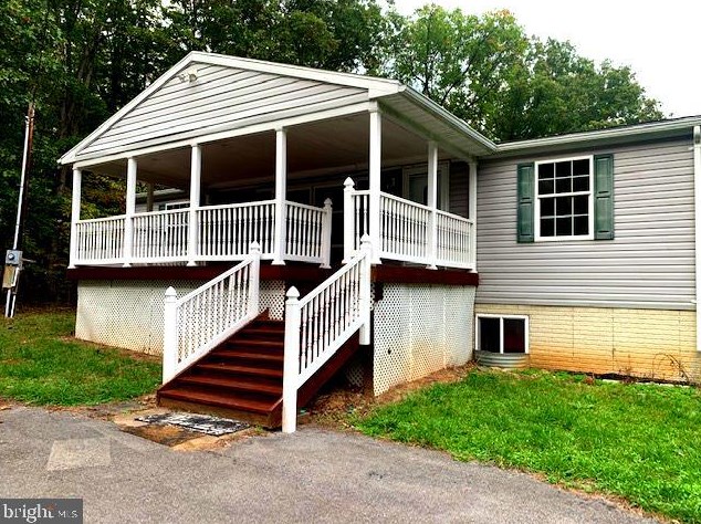 338 Valley View Ave, Medley, WV 26726-2631