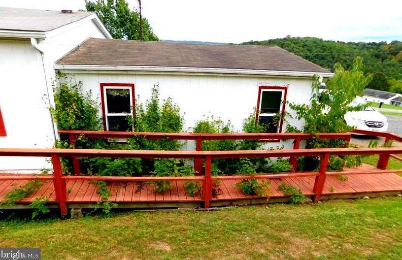 125 Ellen Dr, Ridgeley, WV 26753