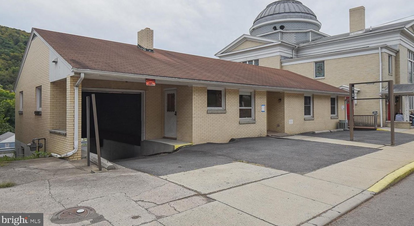 233 Mineral St, Medley, WV 26726