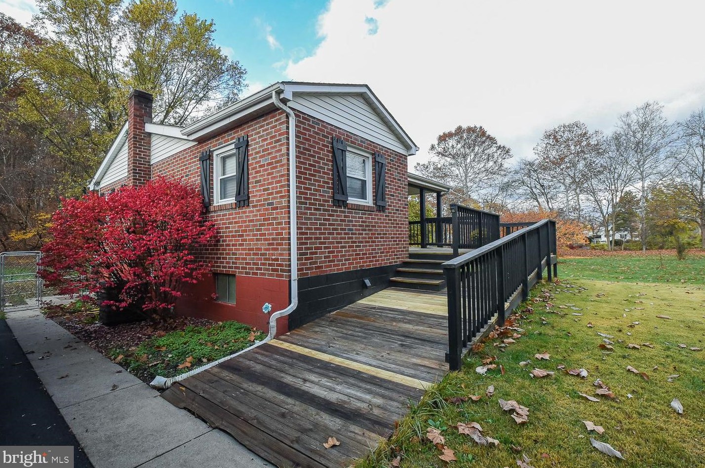 10844 Frankfort Hwy, Fort Ashby, WV 26719