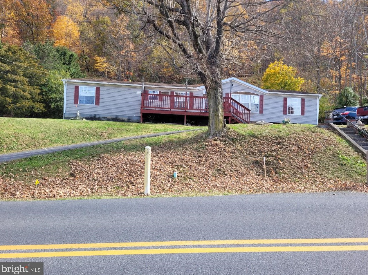 575 Miller Rd, Ridgeley, WV 26753