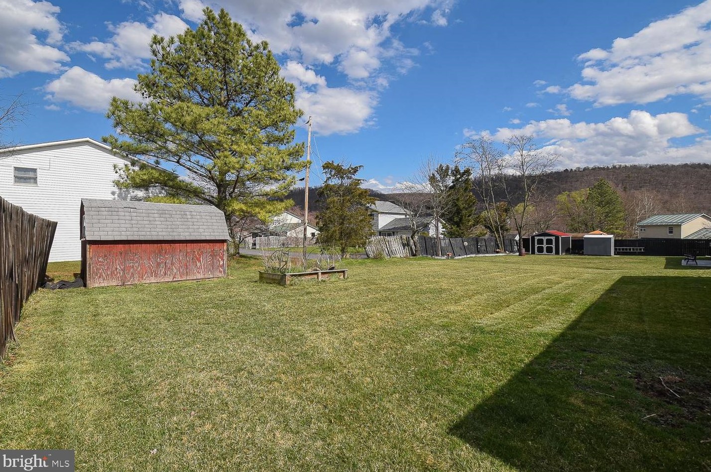 328 Trenum Dr, Medley WV  26726 exterior