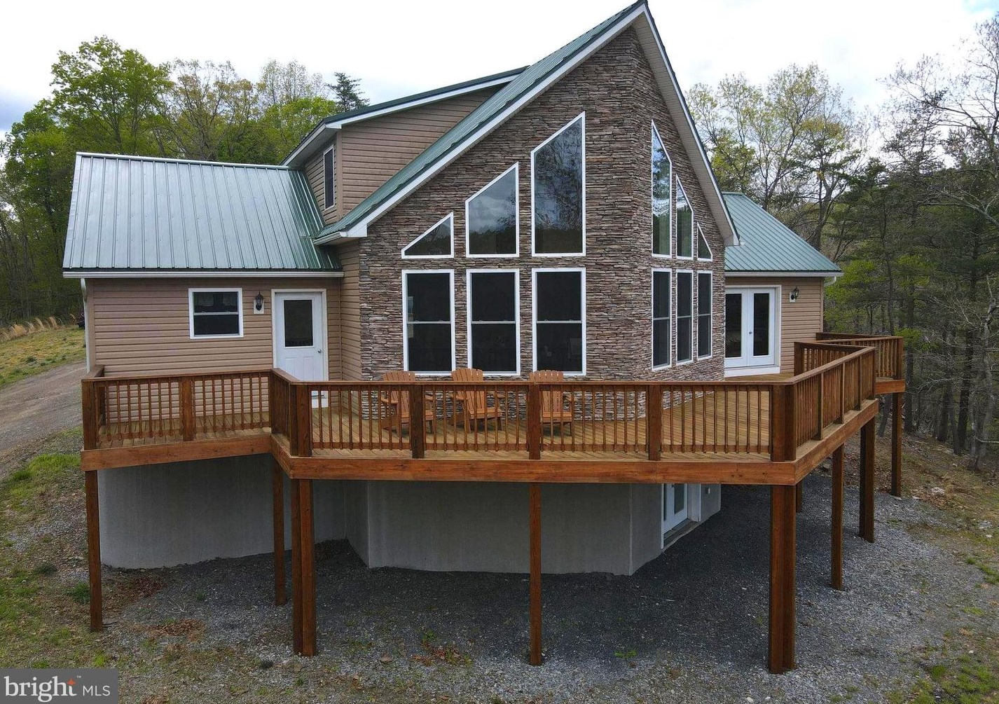922 Moon Ridge Ln, Medley, WV 26710