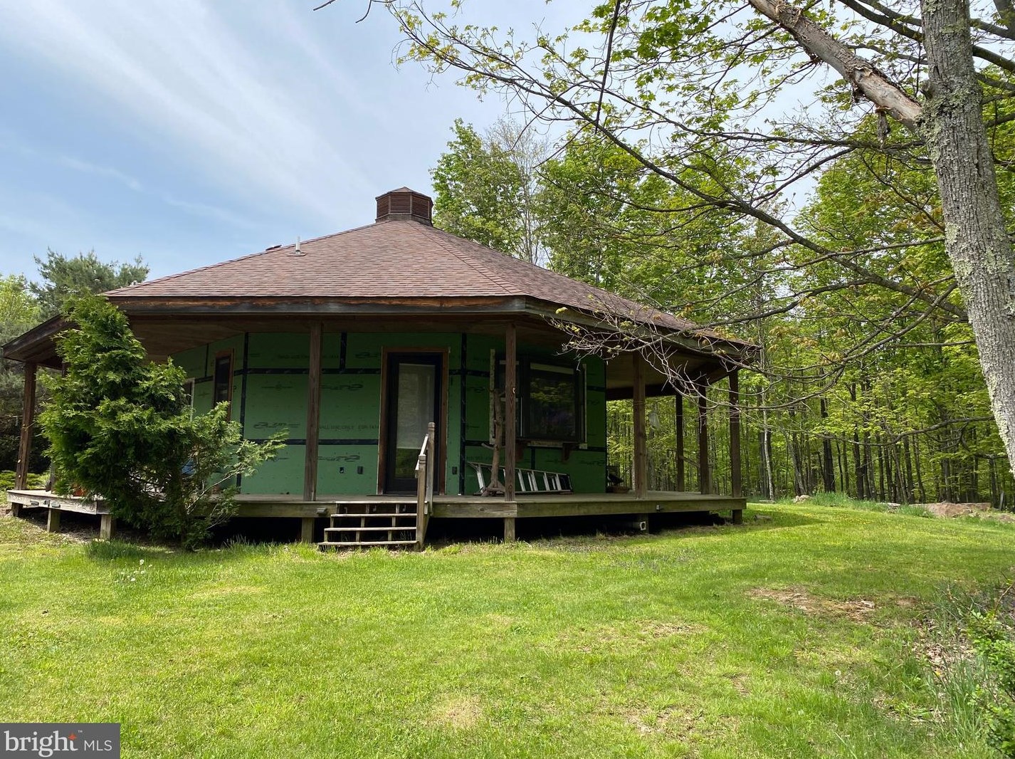 381 Dragonfly Ln, Elk Garden, WV 26717