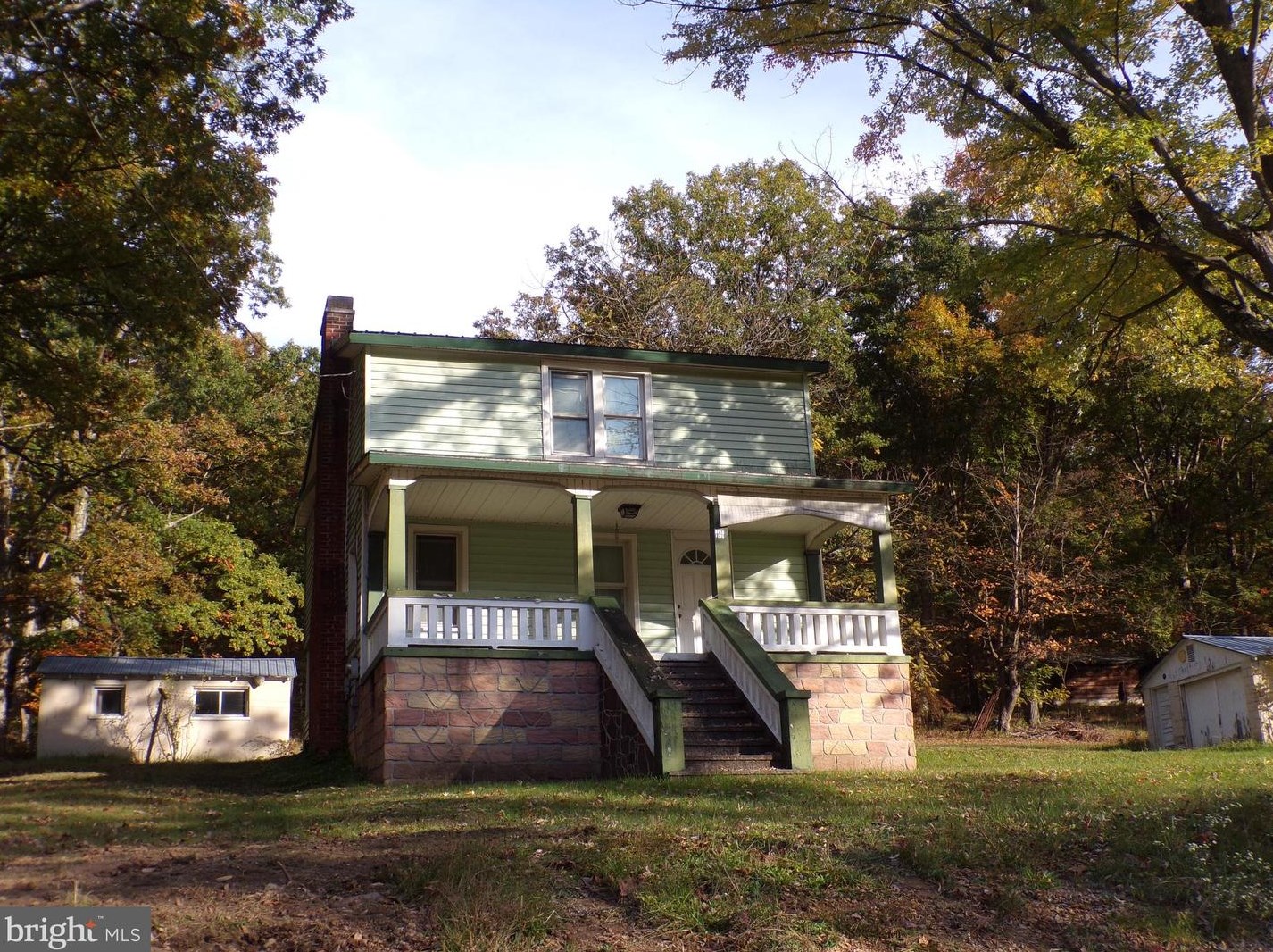 1265 Cut Off Rd, Medley, WV 26726