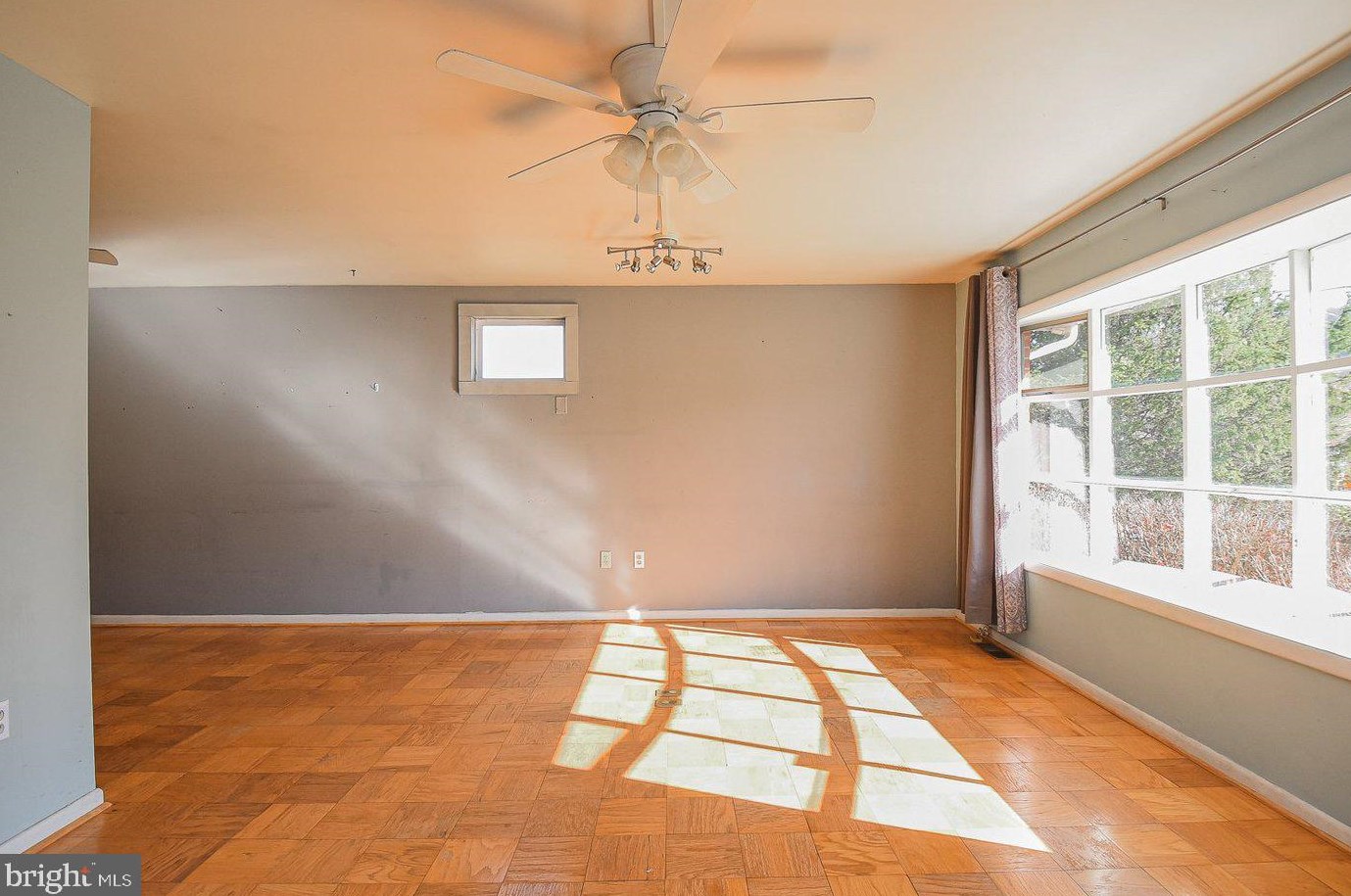 630 Reynolds Ter, Medley, WV 26726